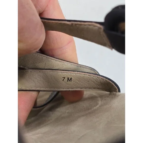 Easy Spirit Black Strappy Comfort Sandals 7M Adjustable Slingback Shoes - Picture 2 of 8